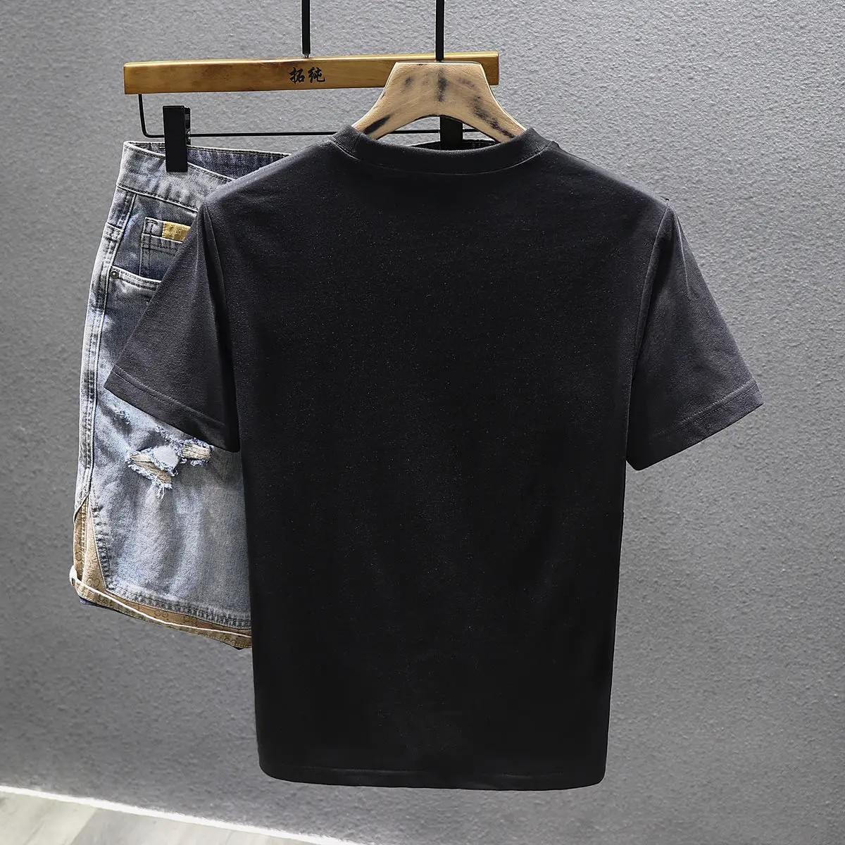 Men's Summer Casual Short Sleeve T-Shirt Dragon Embroidery Slim Fit O-Neck Top gallery
