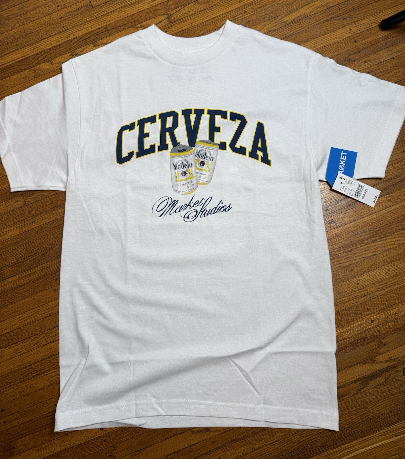 Modelo Market Street Collab Men’s T-Shirt Size Medium Beer Graphic NWT Shirt