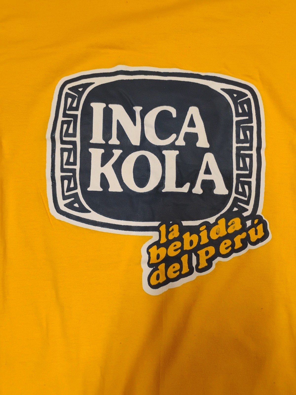 Inca Kola Shirt Mens Large Yellow Graphic Peruvian Soda La Bebida del Peru gallery