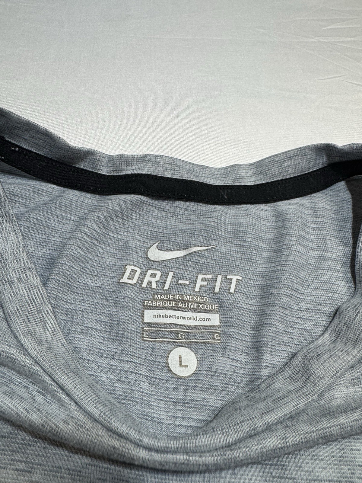 Nike T Shirt Mens L Medium Grey Heather Dri Fit Breathable Lightweight Training gallery