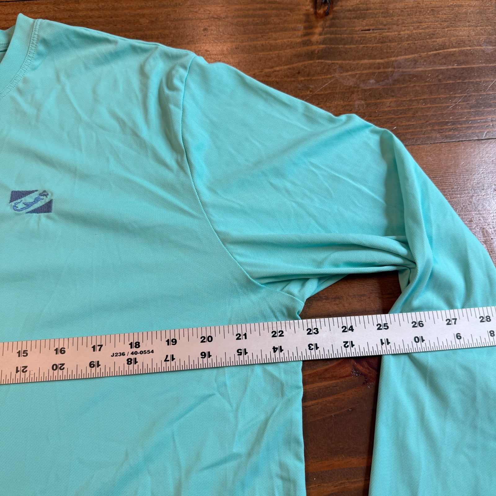 Bermies Sun Shirt Mens Medium Aqua Blue UPF50 Breathable Lightweight Quick Dry gallery