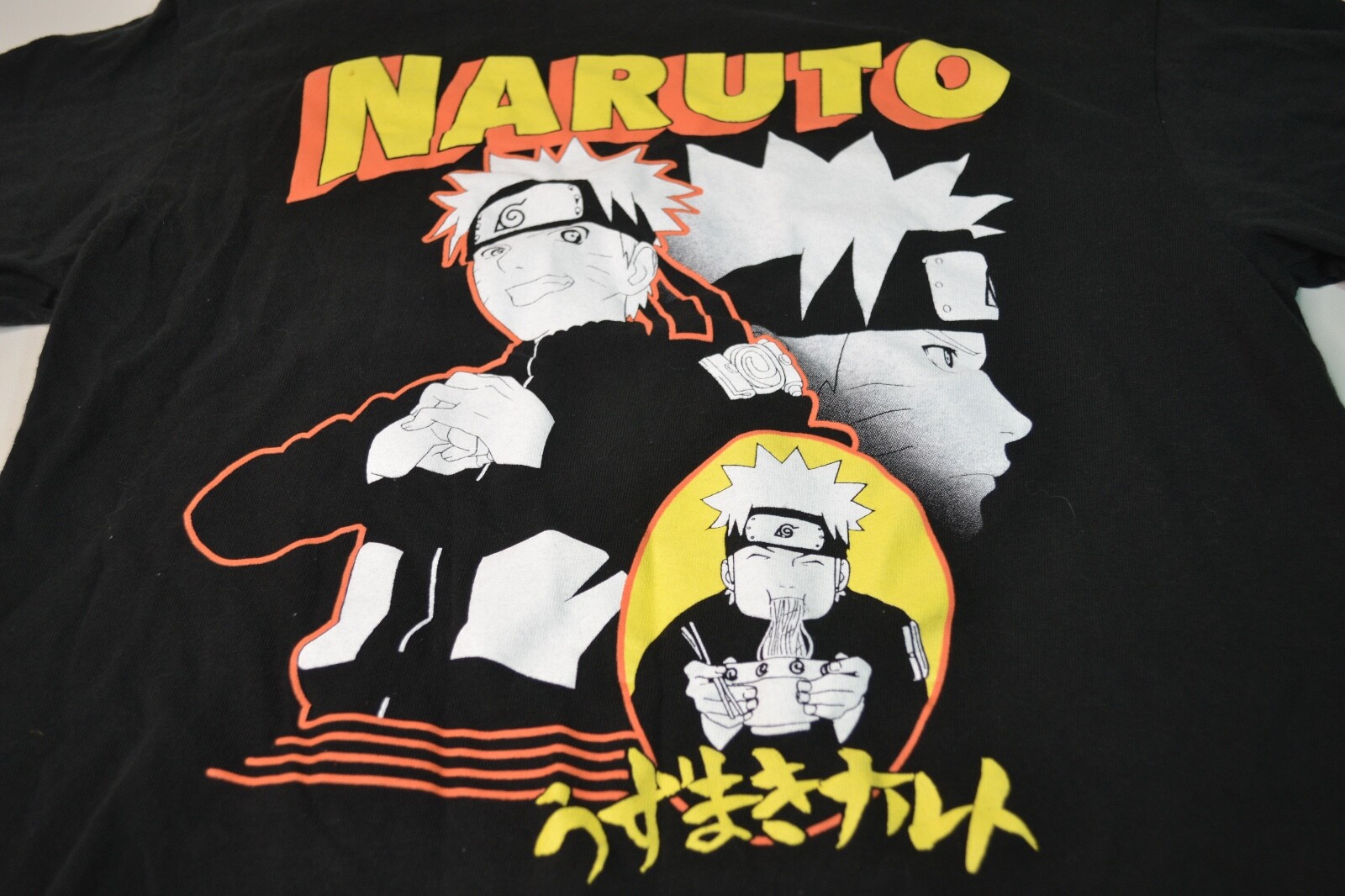 Naruto Shippuden Uzumaki Graphic T-Shirt Viz Media 20th Anniversary Sz M gallery