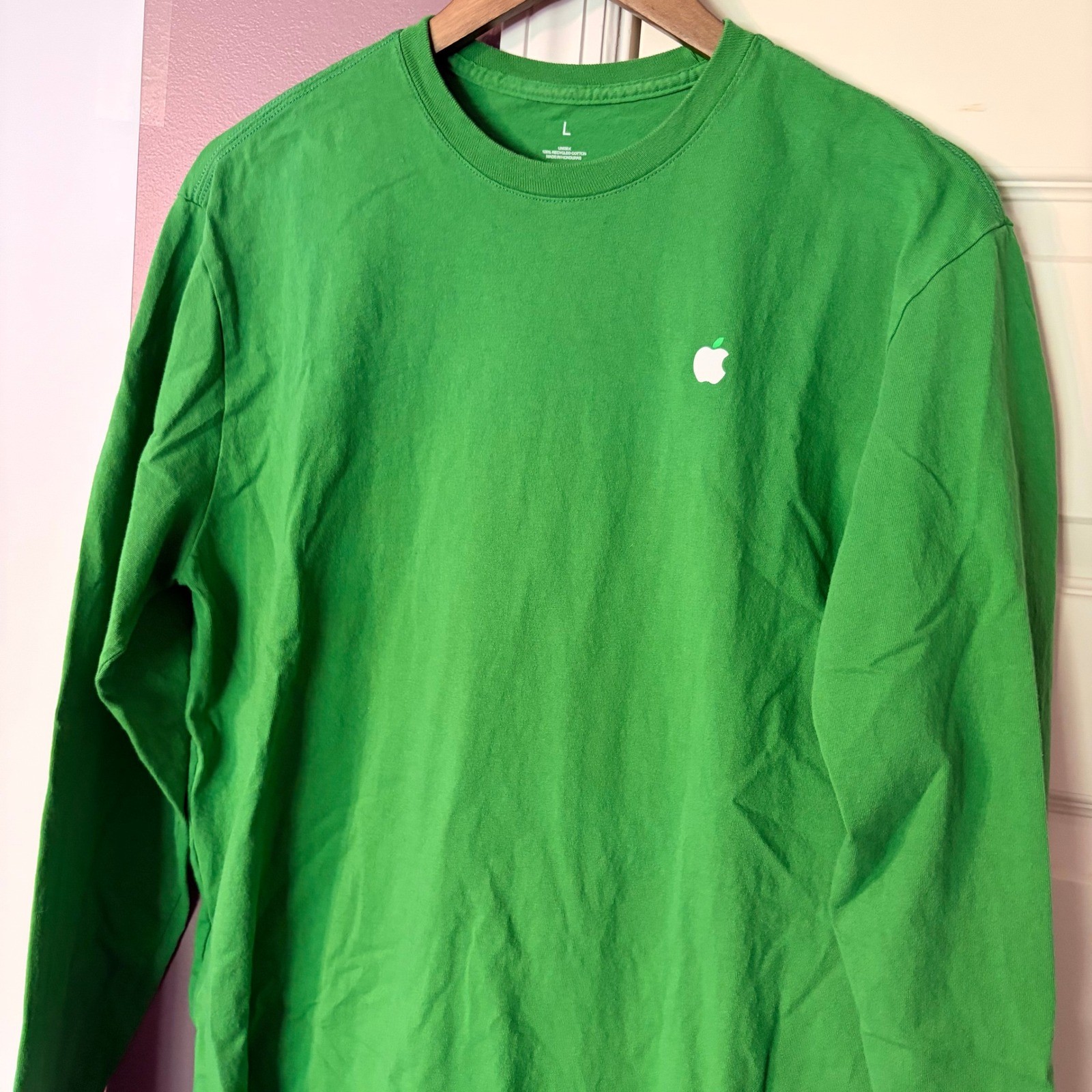 Apple Long Sleeve Shirt Large Tech Promo Green Recycled Cotton Crew Neck Tee gallery