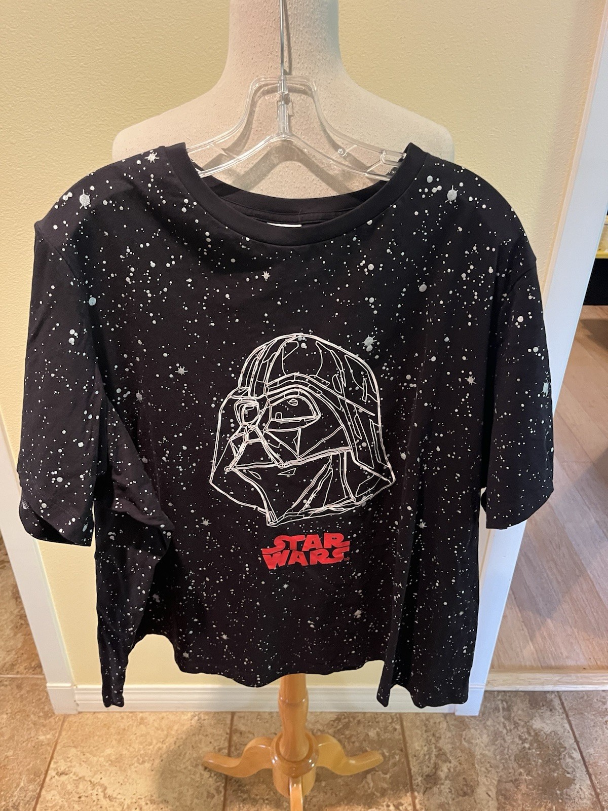 Great Oversized Men’s Tee Star Wars Darth Vader Speckled Starfield Design 2X gallery