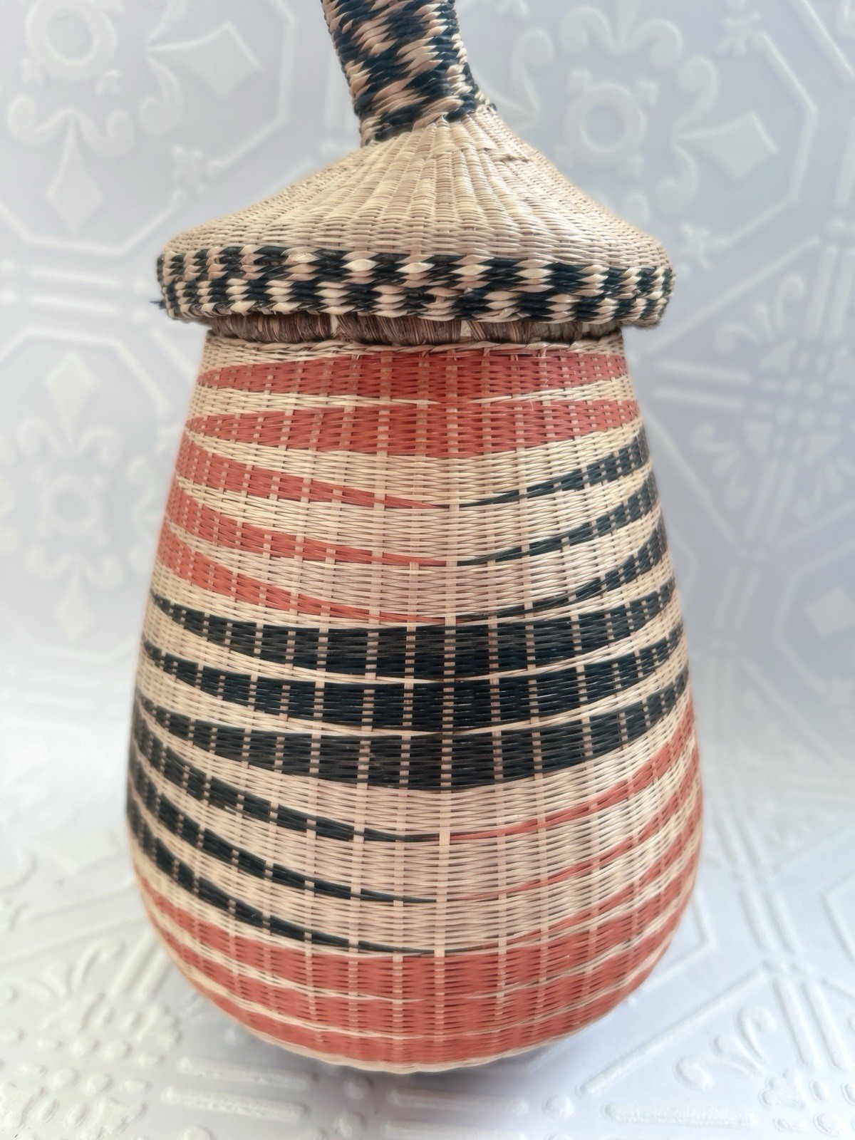 Handcrafted Tutsi Teardrop Basket With Lid-Rwanda 1O.5″