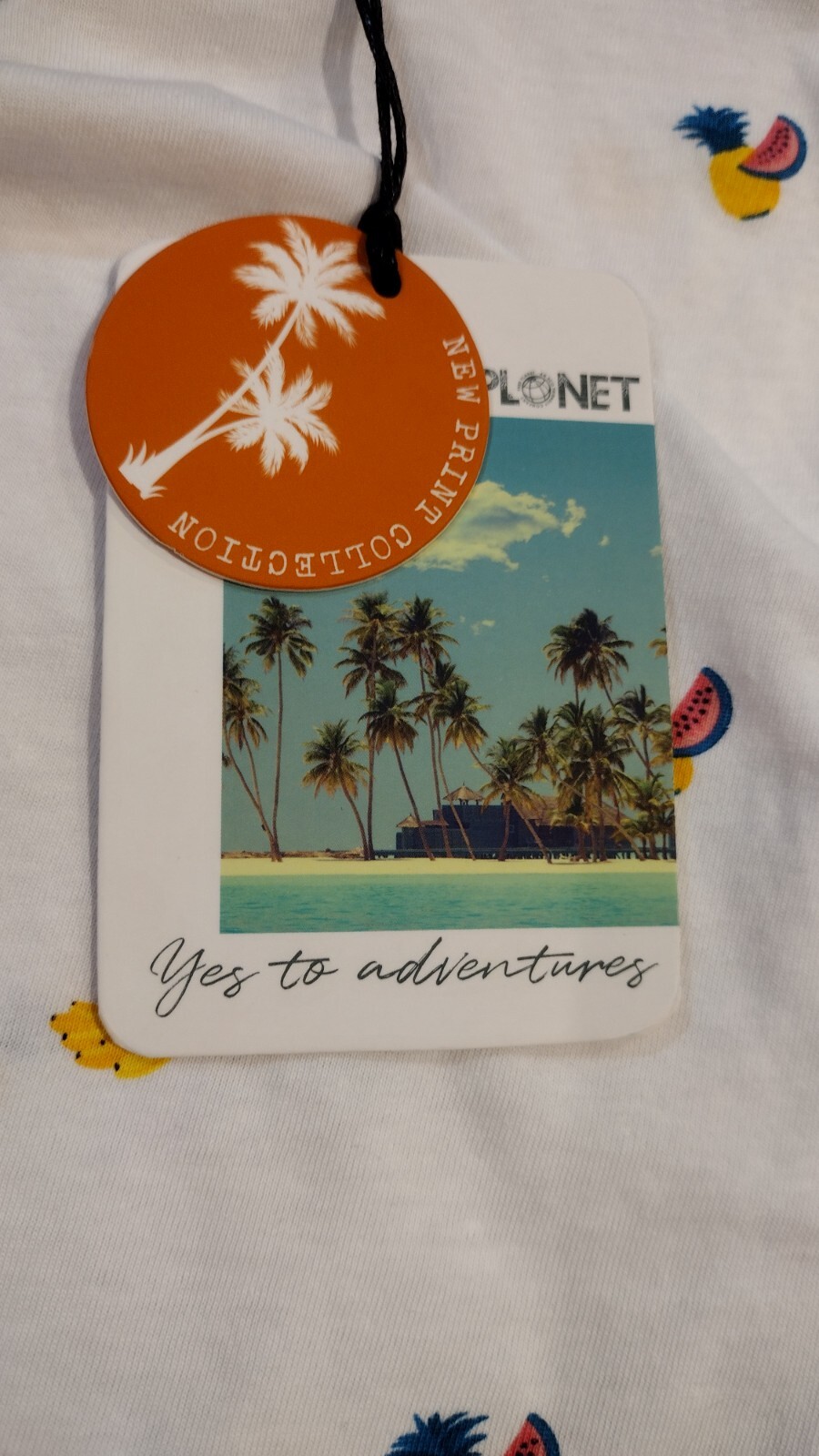 Free plant NWT Eco Friendly Men's Shirt Size Medium gallery