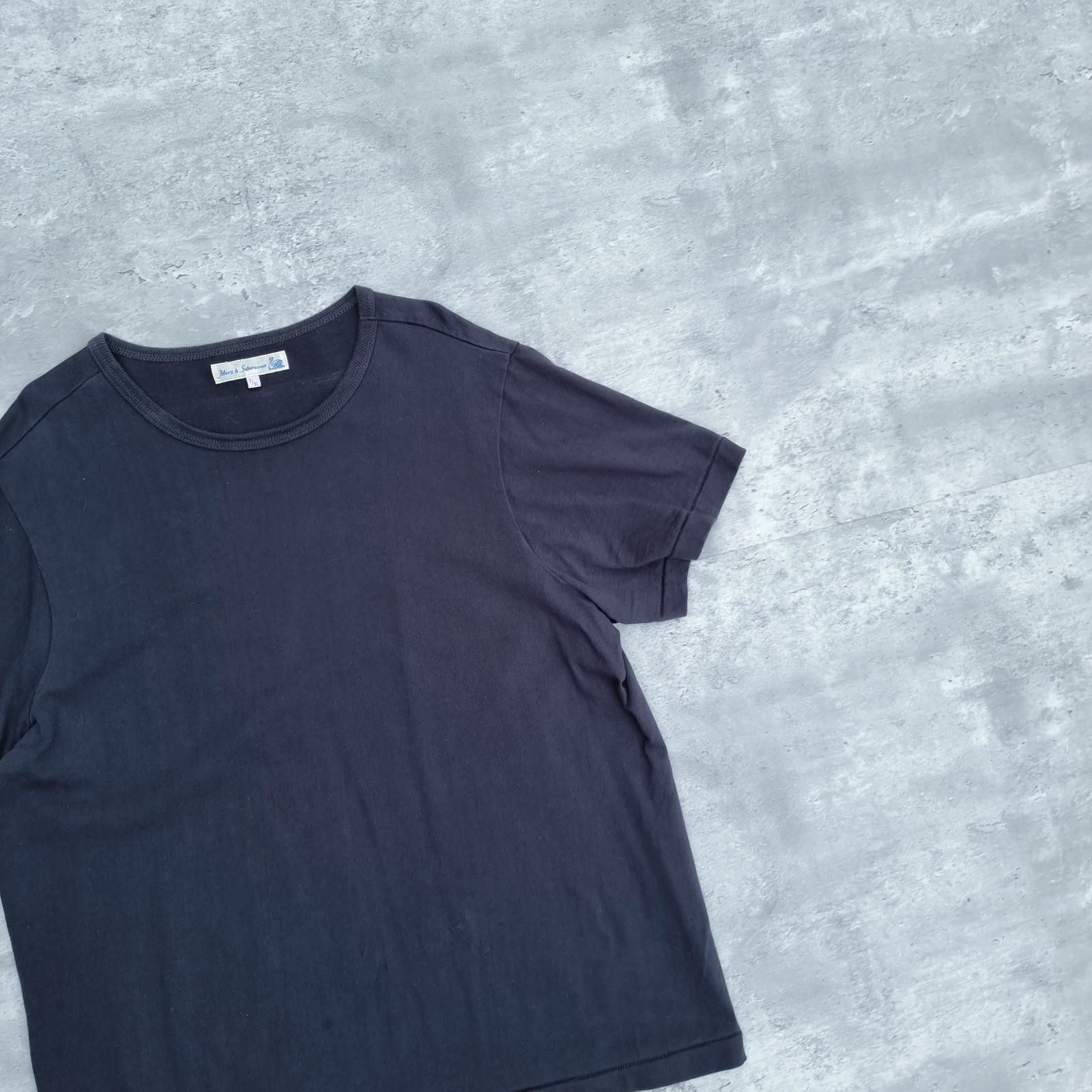 Merz b. Schwanen 215 Loopwheeled Classic Fit T-Shirt Men's 7/XL Navy Black gallery