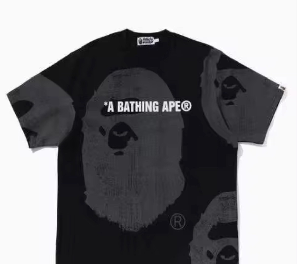 A Bathing Ape BAPE Men's L Black/Gray Cotton Graphic Logo Crew Neck T-Shirt gallery
