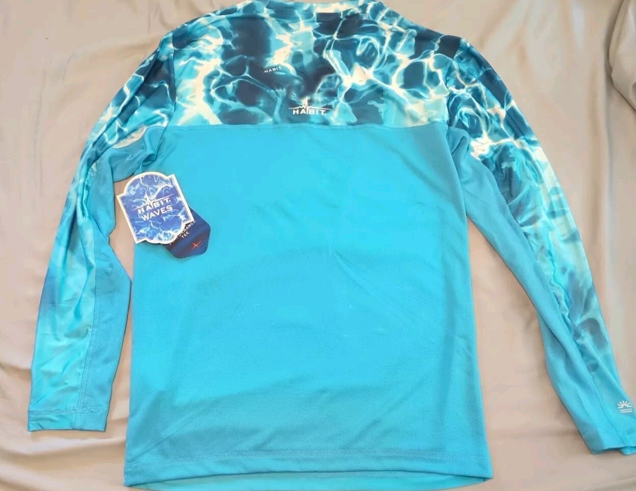 Habit Turtle Pond Long Sleeve Ombre Performance Tee Water Shirt Size Small gallery