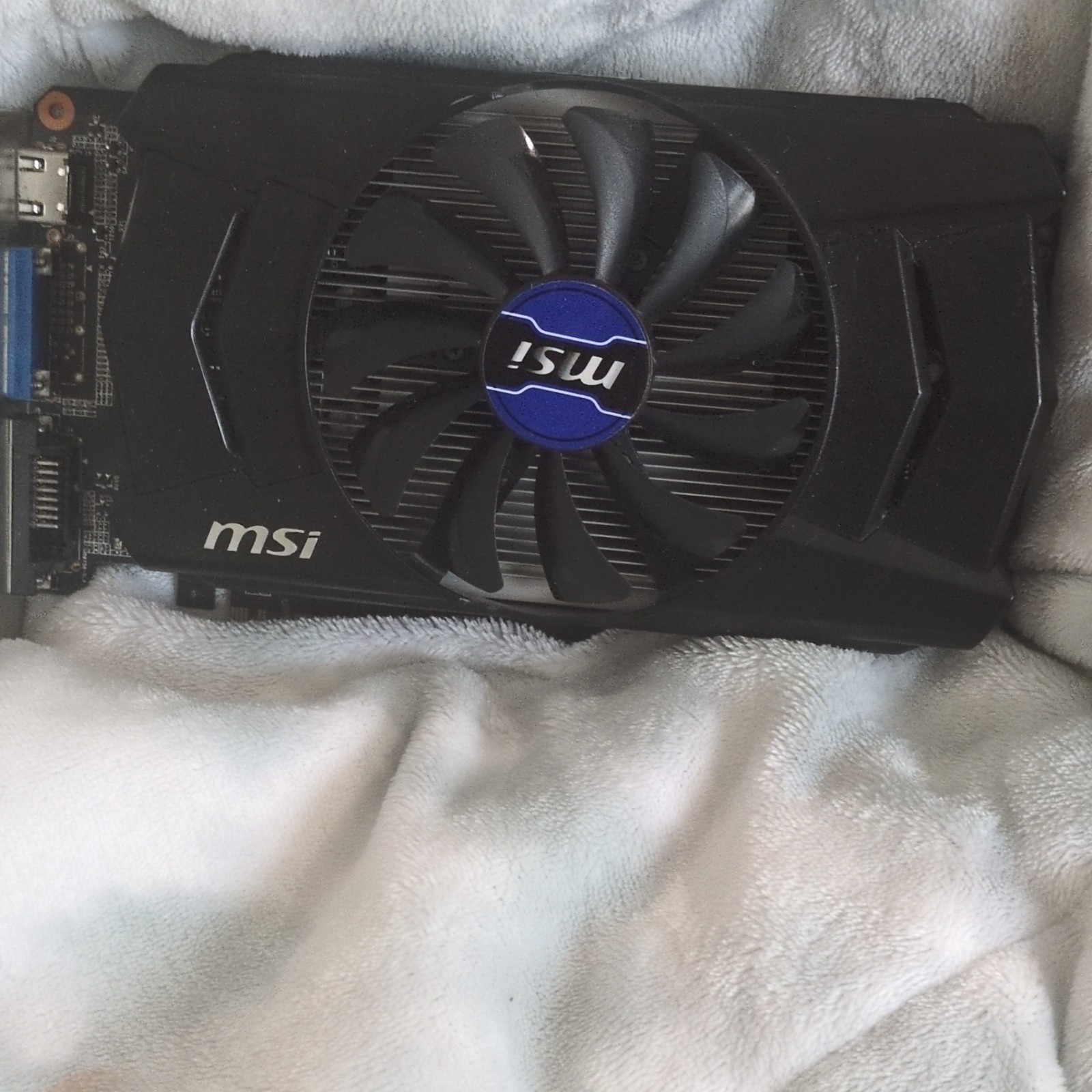 Rx 470 4gb And Gtx750 Ti Gpu With I3 7100 CPU Bundle PC Components