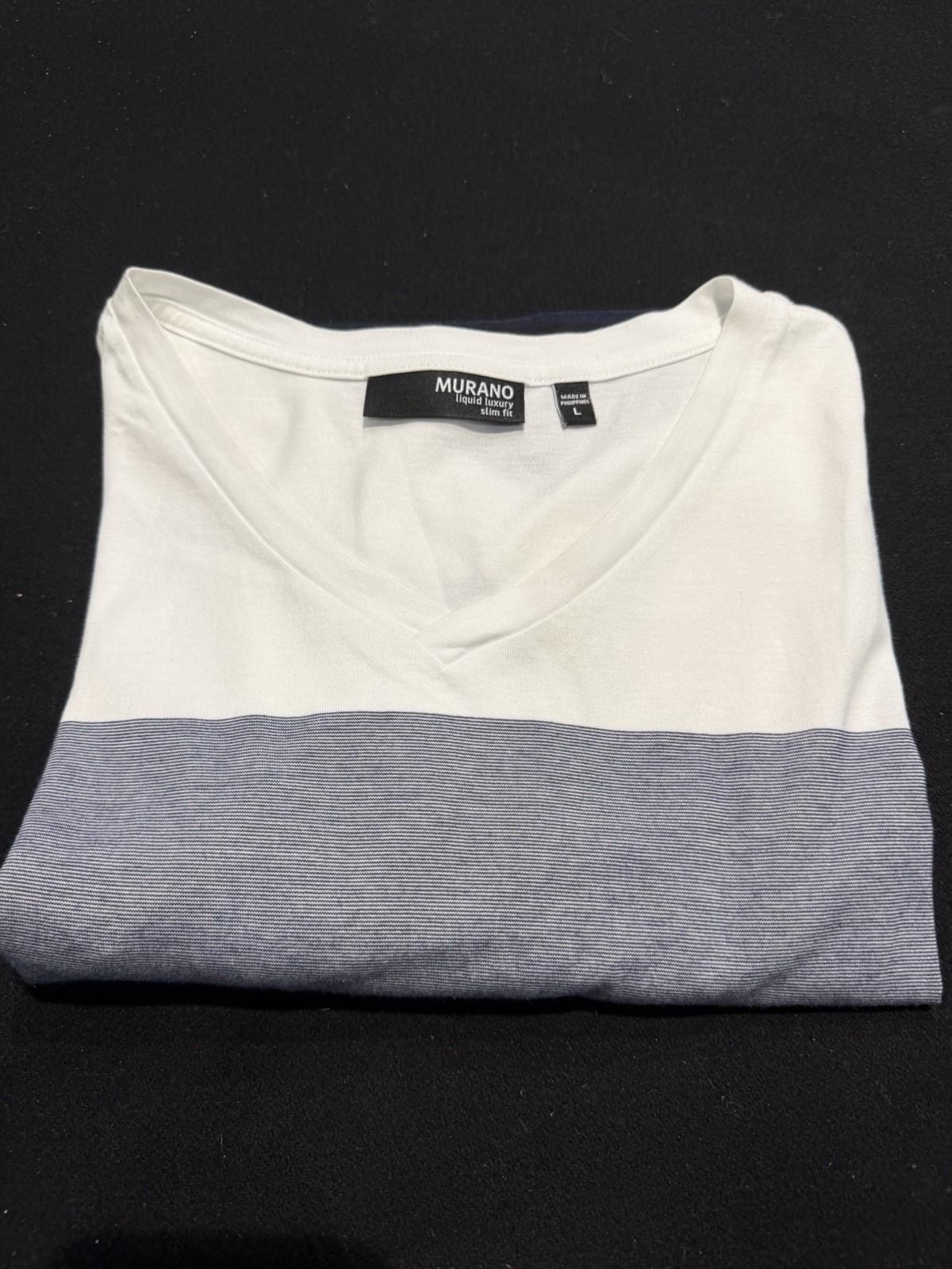 MURANO Liquid Luxury Slim Fit Tee Mens Large V-Neck gallery