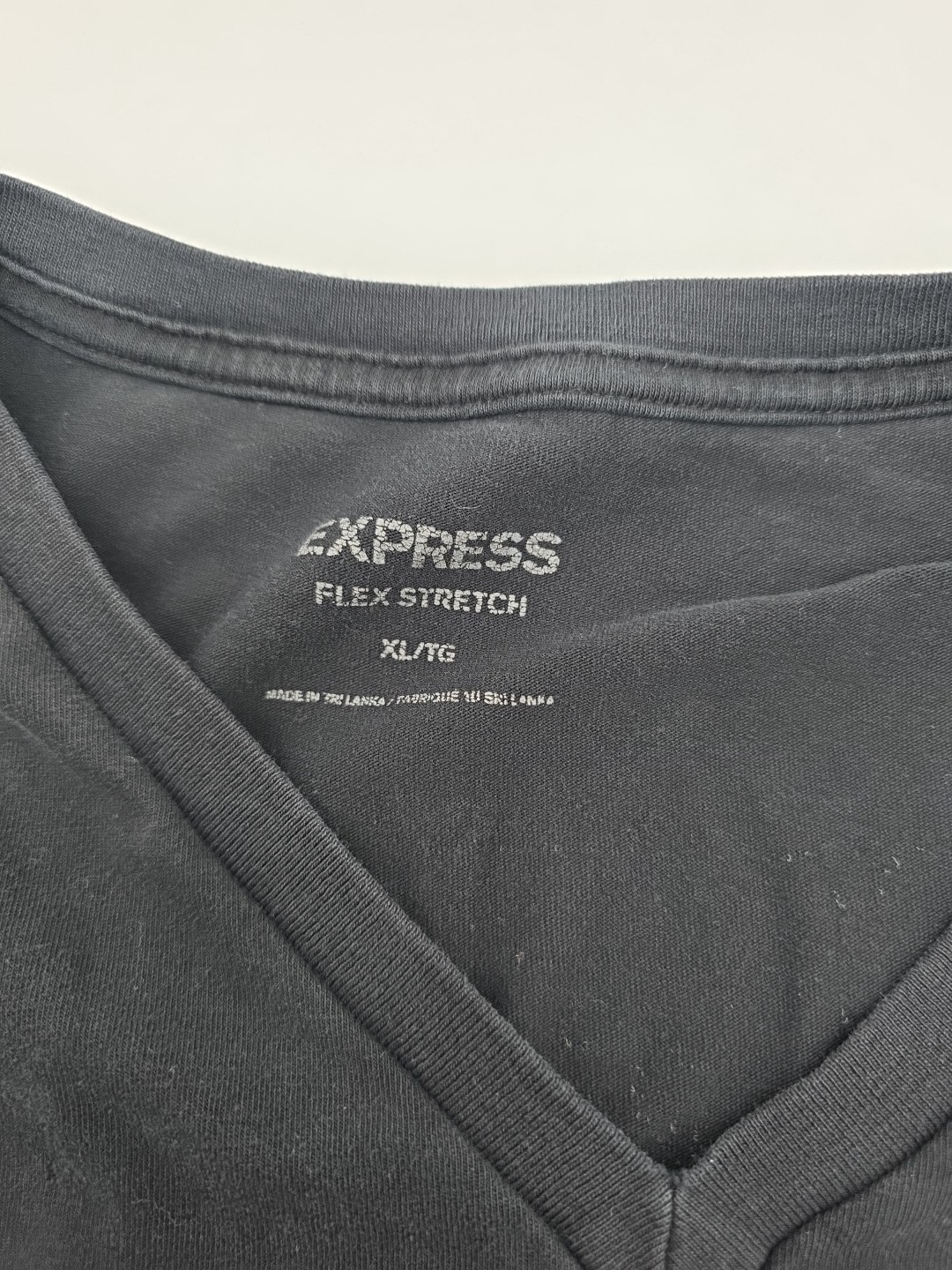 Express T-Shirt Men XL V-Neck Black Stretch Solid.#41160 gallery