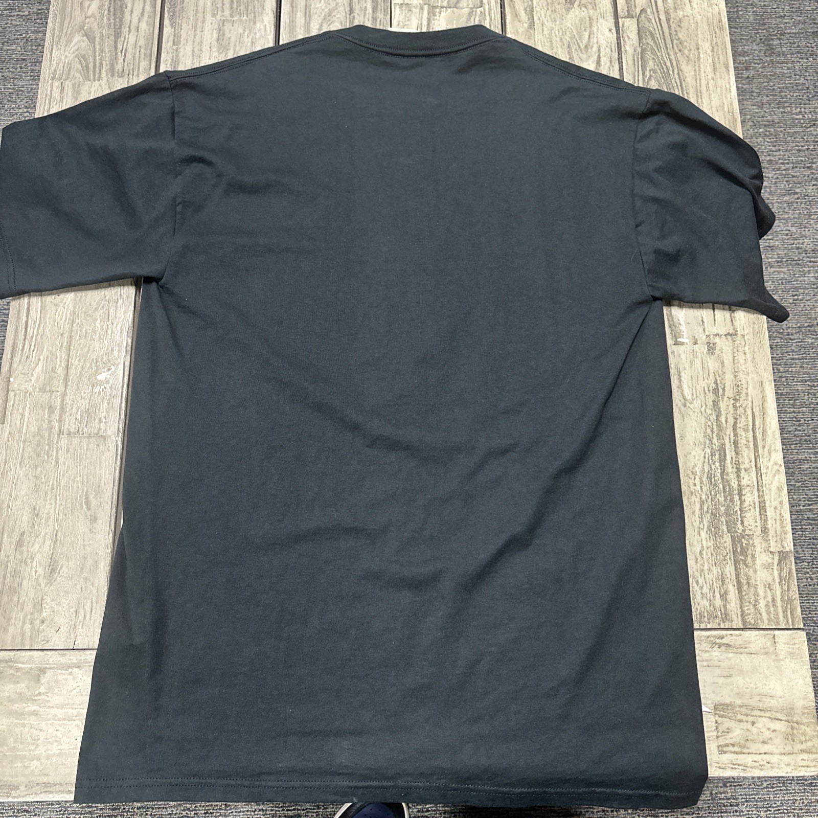 Vintage 1999s Hershey's candy promotional graphic t-shirt Large Black gallery
