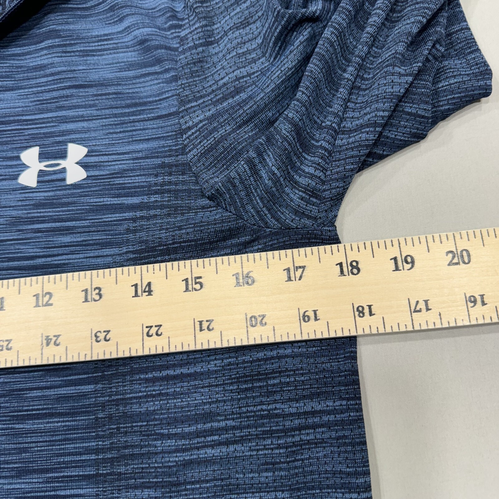 Under Armour Shirt Mens Small Blue Long Sleeve 1/4 Zip Fitted Heat Gear Active gallery