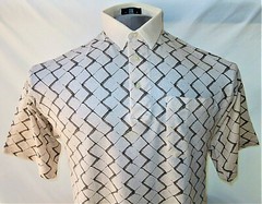 Oak Creek Light Beige Square Pattern Men’s T-Shirt Size M