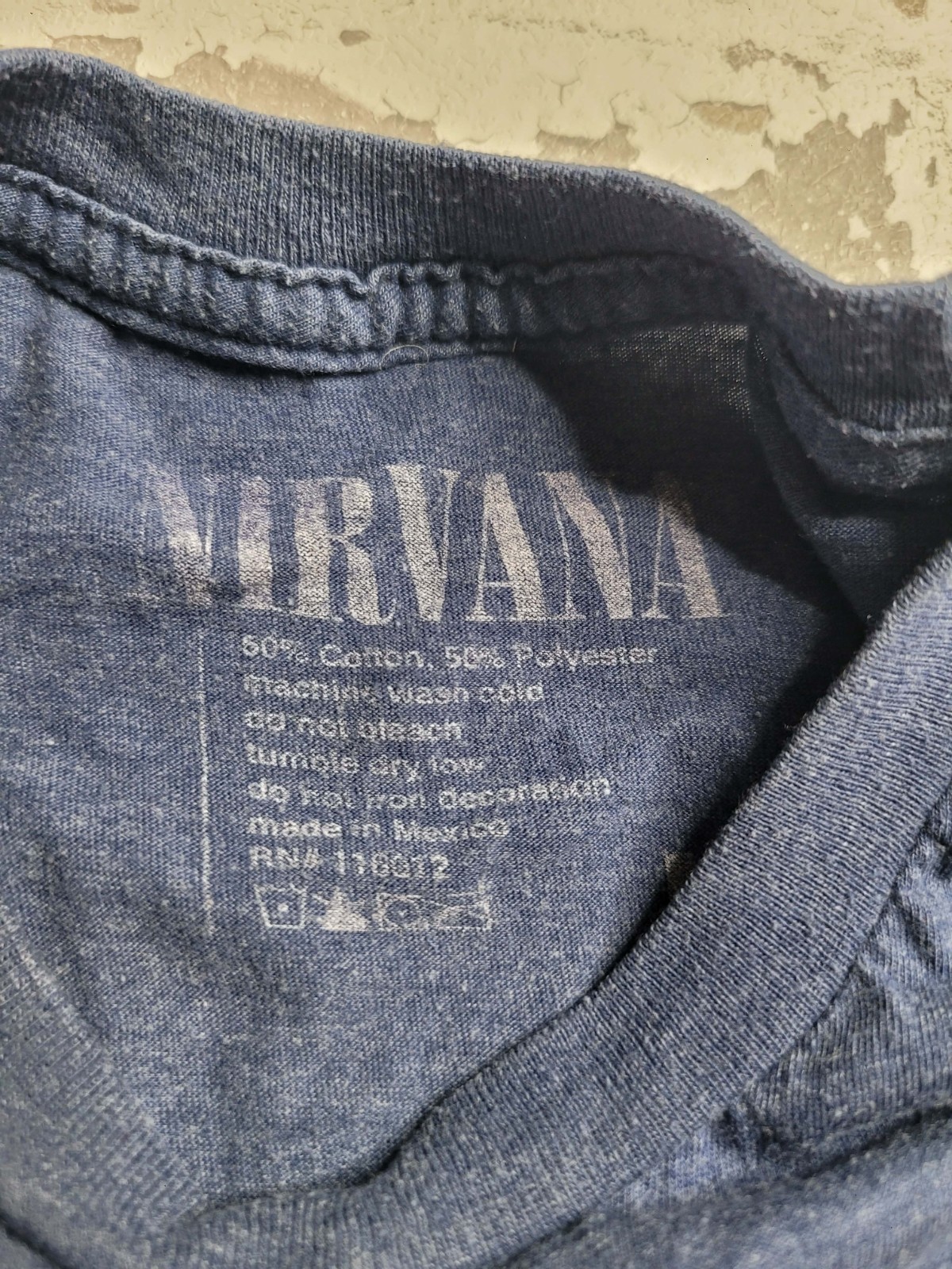 Nirvana Smiley Face Classic Spell Out Blue Yellow T-Shirt Men's Medium gallery