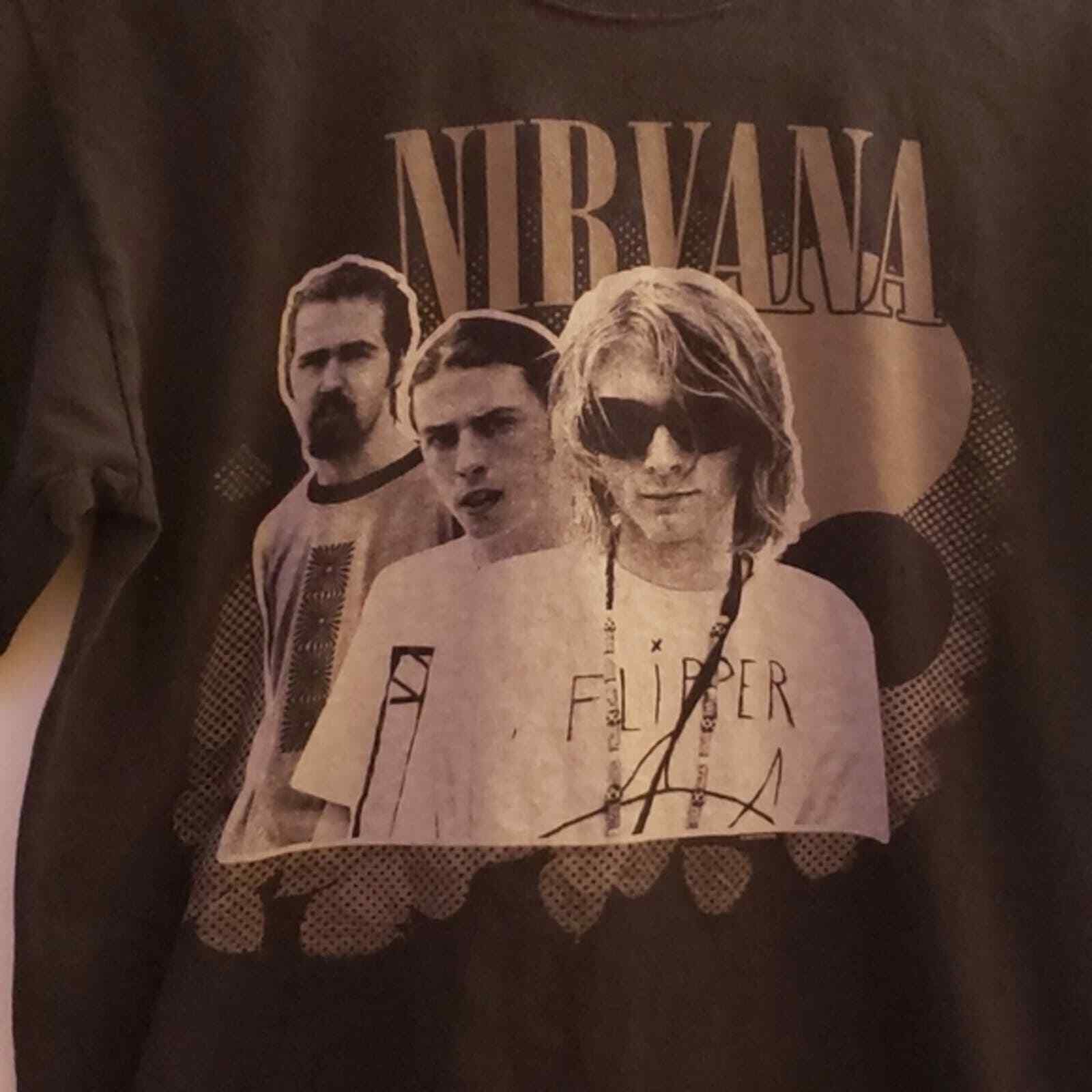 Small Anvil‎ Nirvana Flipper Vintage Tshirt gallery