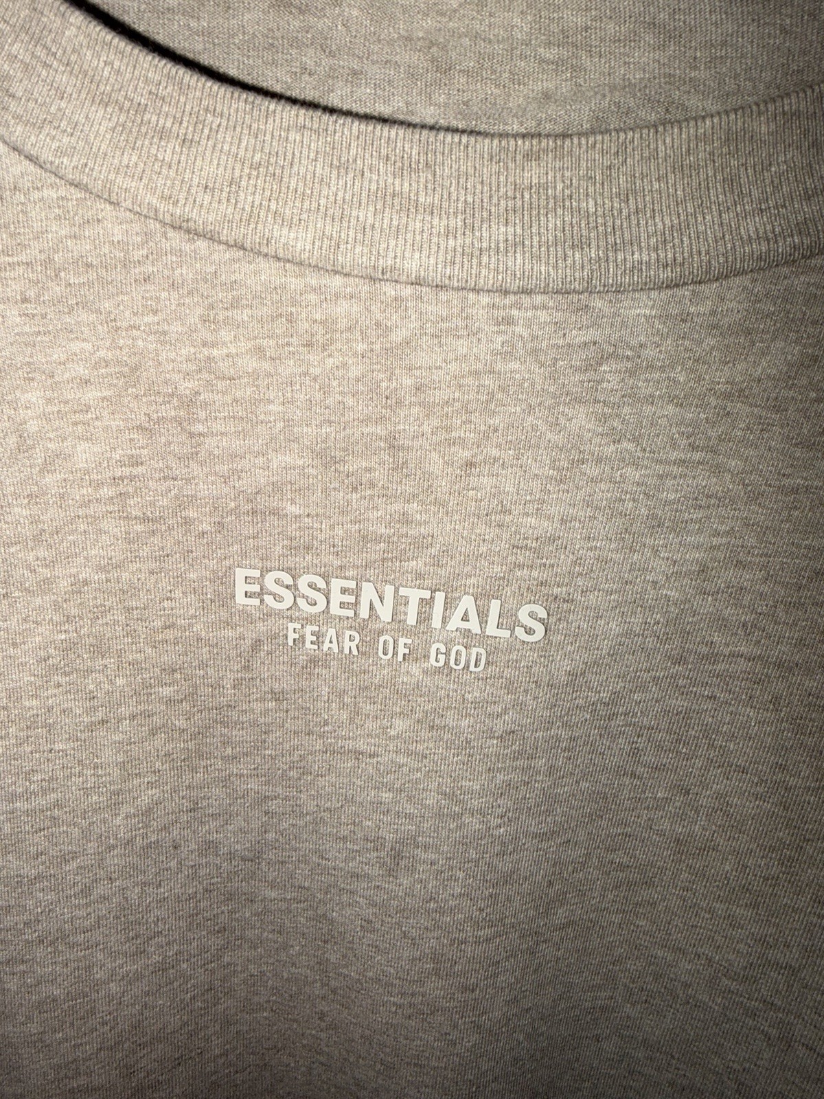 Size XL – Fear of God Essentials Tee Core Heather