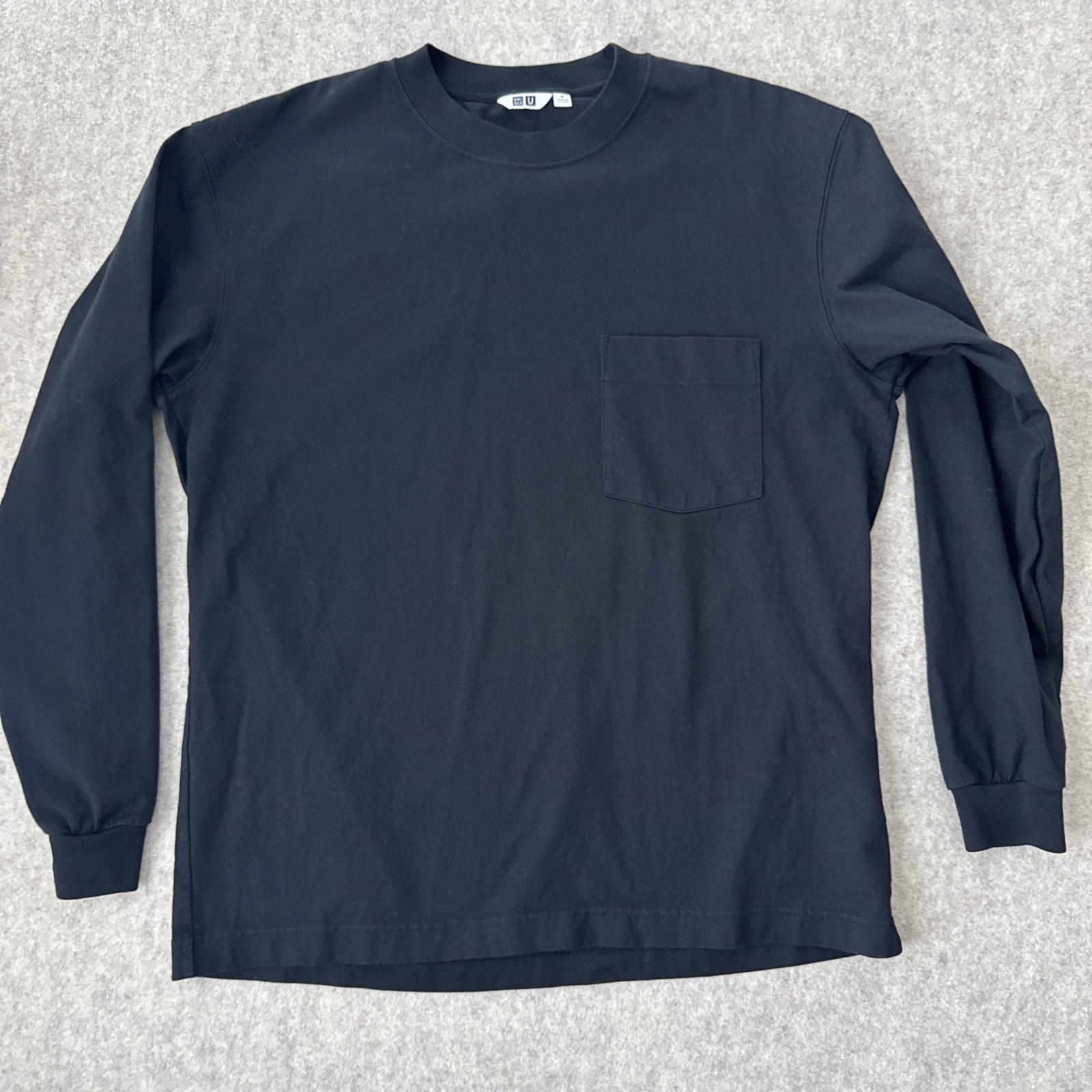 Uniqlo U Crew Neck Long Sleeve T Shirt Mens Medium Black/ Washed Black gallery
