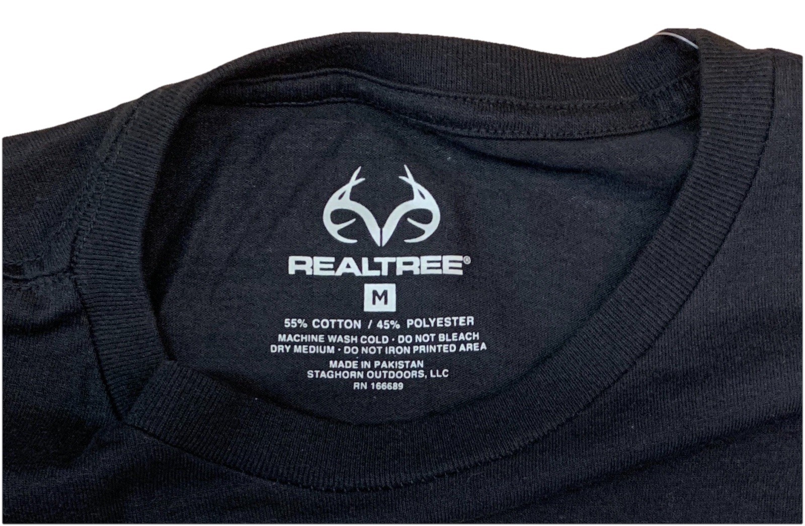 Realtree Hunting Outdoors Logo Camouflage Graphics T-shirt Size Medium Black gallery