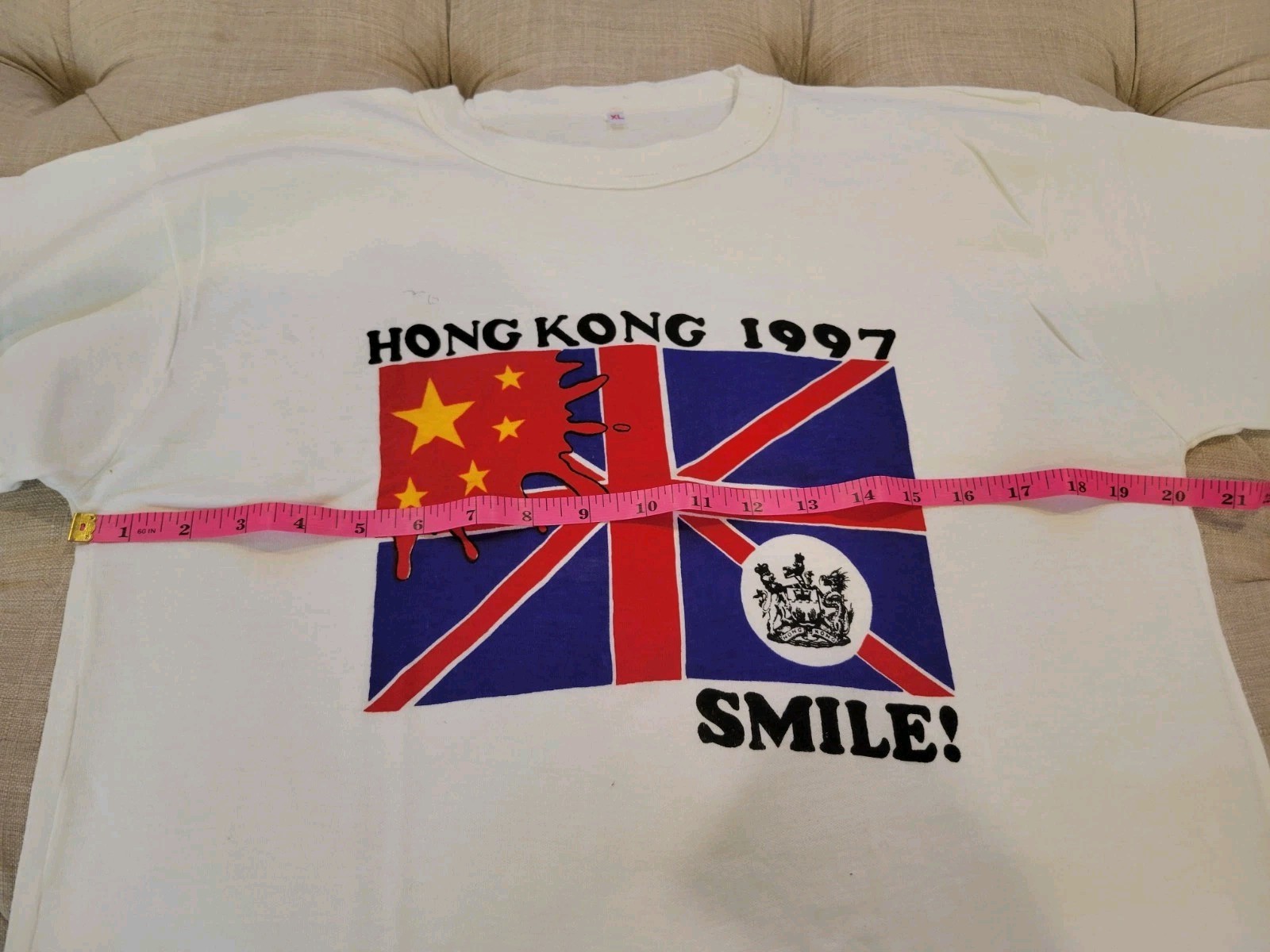 Rare Tshirt Hong Kong 1997 year Great Britain Vintage 90’s Men’s M* gallery