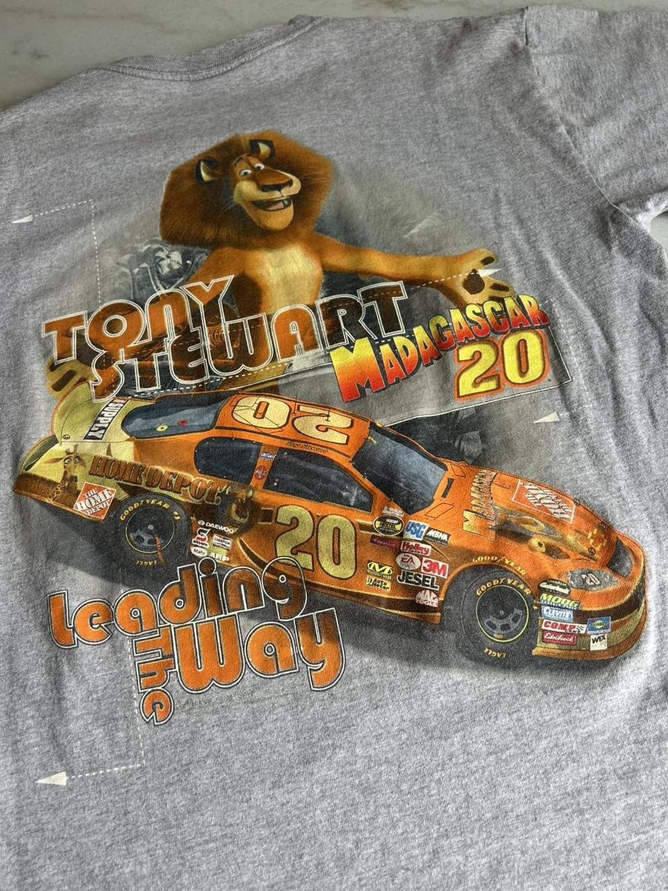 Vintage Tony Stewart #20 Madagascar NASCAR T Shirt Large Chase Authentics Y2K gallery