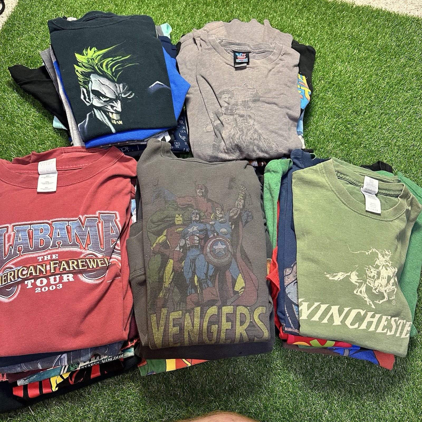 50 Vintage TShirts Bundle Y2k 90s Modern Reseller Pop Culture Band Cartoon LOT gallery