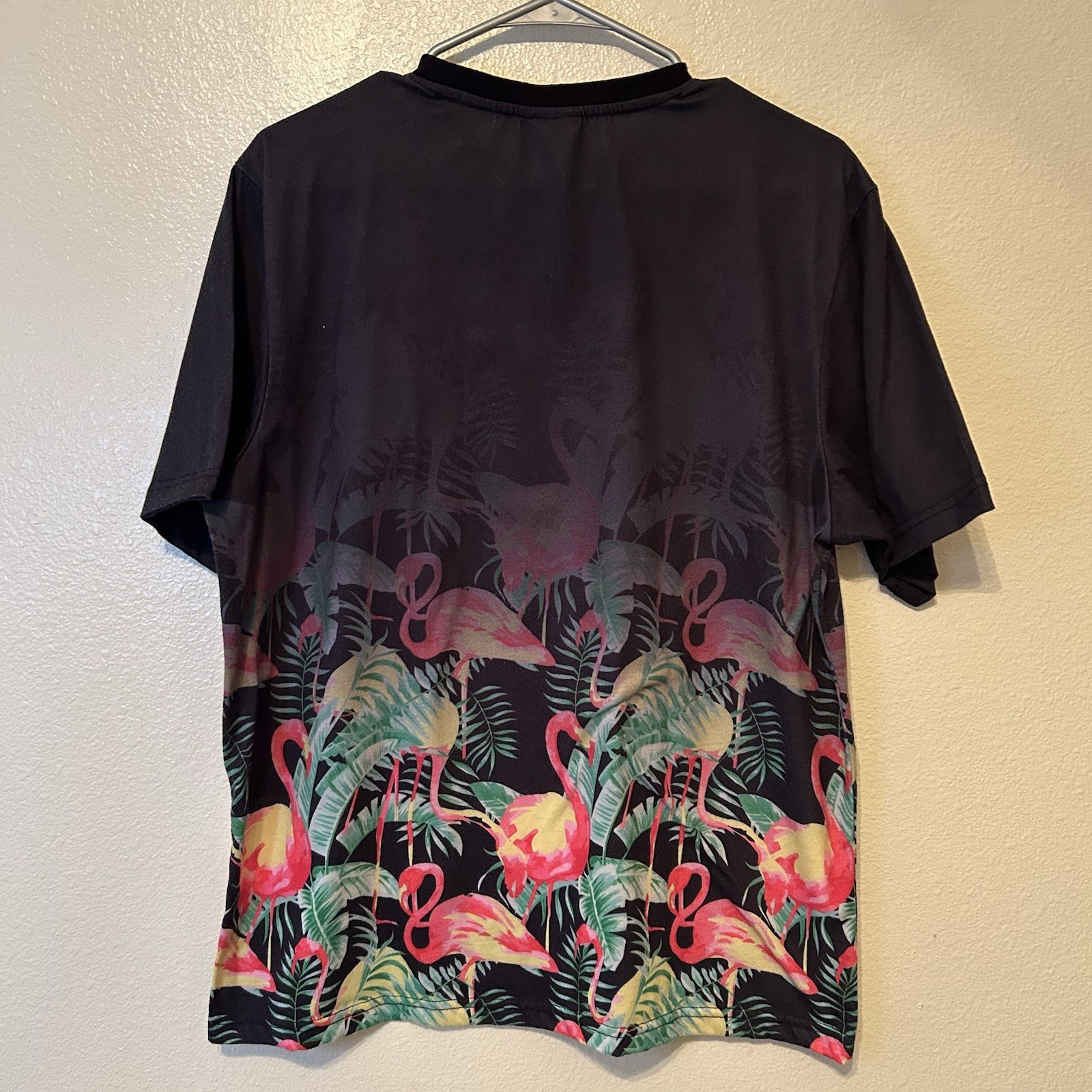 LRG Faded HOT Paradise Flamingo Summer Shirt Medium Lifted Research Group BG16 gallery