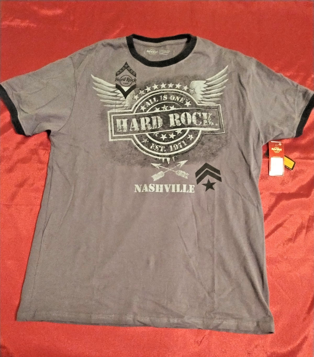Hard Rock Cafe T-Shirt NASHVILLE Men's L Gray Distressed Wings Rare Find NWT gallery