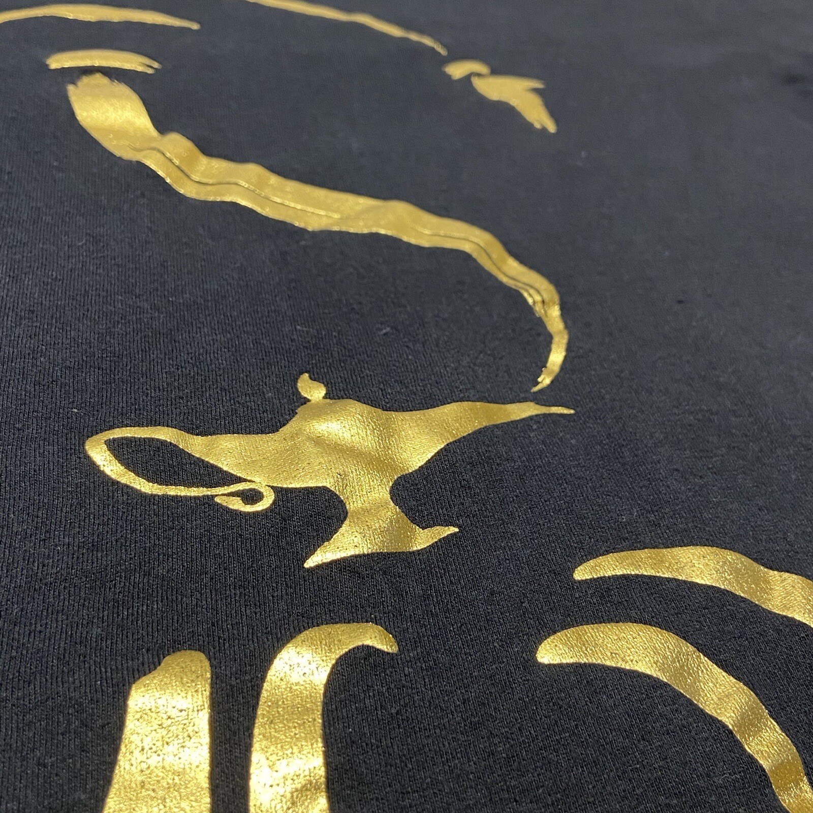 Disney Aladdin Shirt The Hit Broadway Musical Graphic Shirt Black & Gold Size M gallery