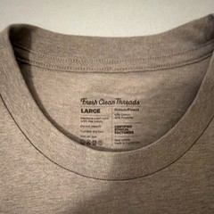 Fresh Clean Threads Men’s Beige Solid Tagless Crew Neck Long Sleeve Tee L
