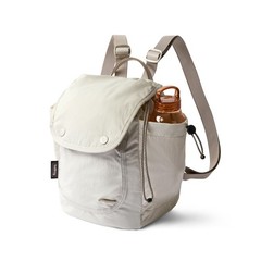 Lightweight 9L Backpack with External Organization and Adjustable Straps – Oat