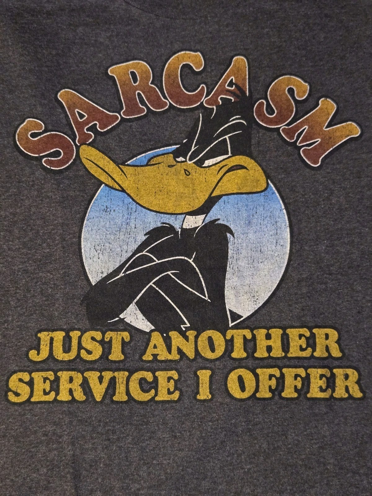 Looney Toons Tee Daffy Duck “Sarcasm Just Another Service I Offer” Sz Med Shirt