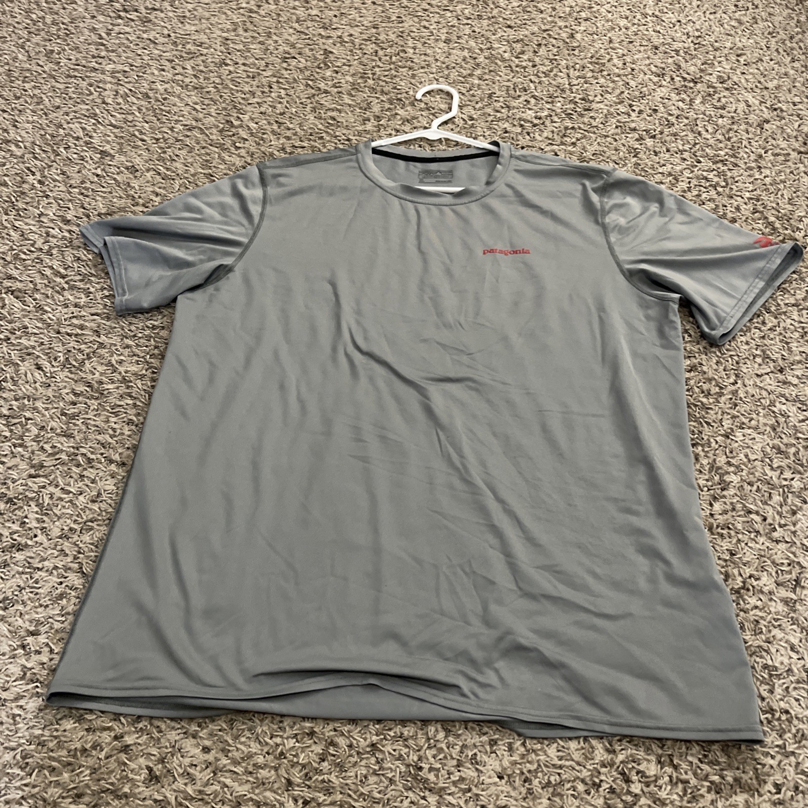 Patagonia Worn Wear Adult XL Grey Tshirt SPF 50