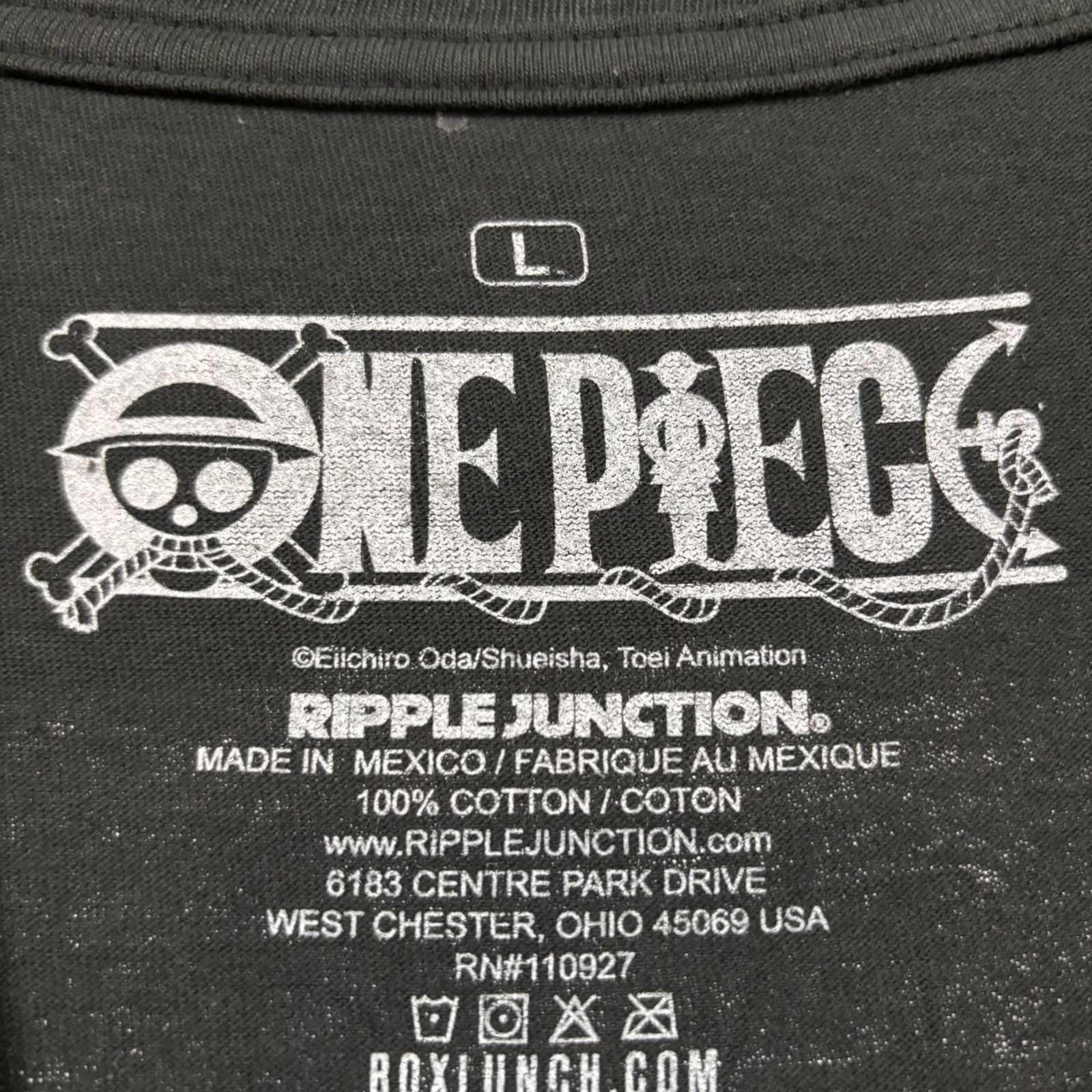 One Piece Wanted Poster T-Shirt Size Large gallery