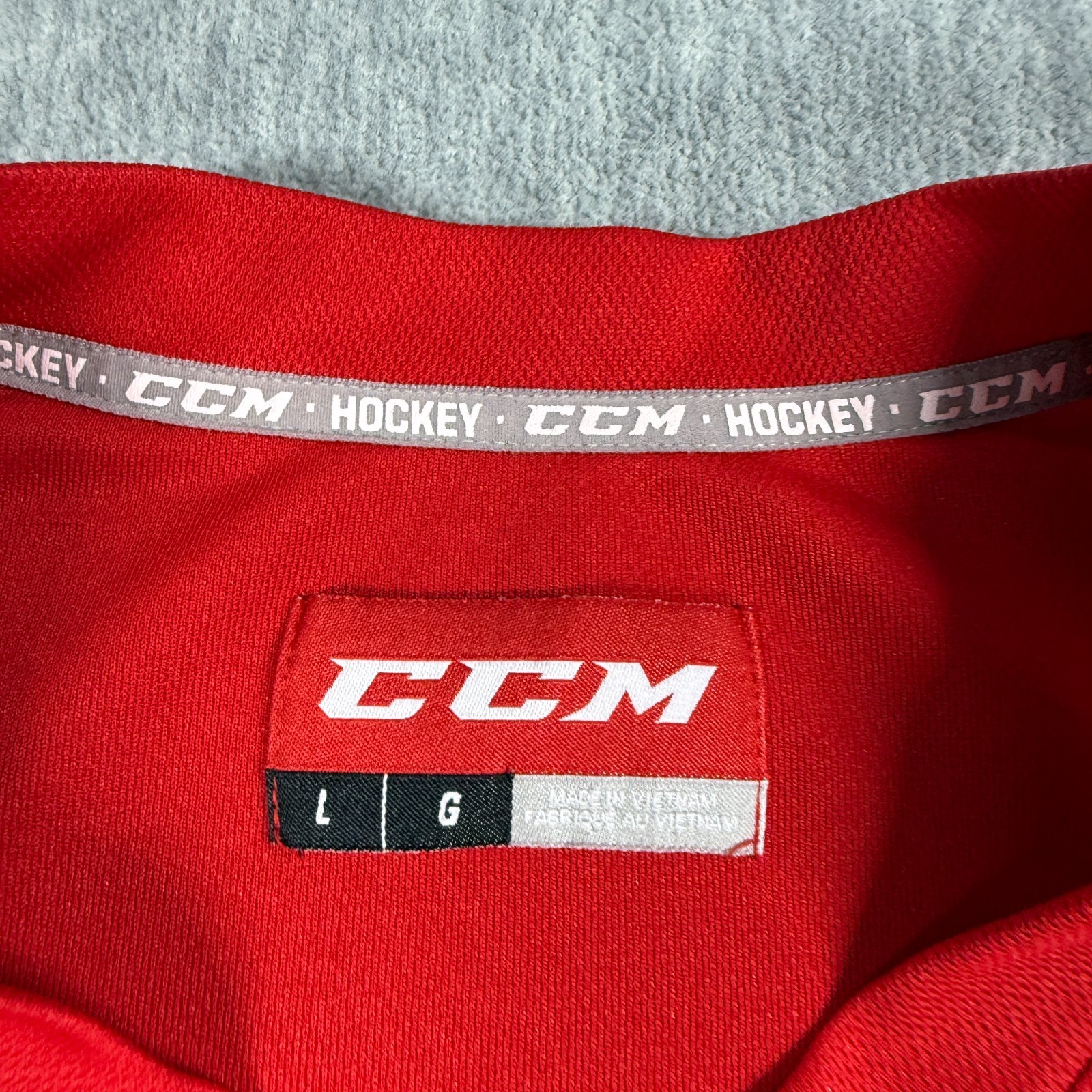 CCM Jerseys Men L Red Lil Knights Cross Ice Program Vegas Golden Knights Hockey gallery