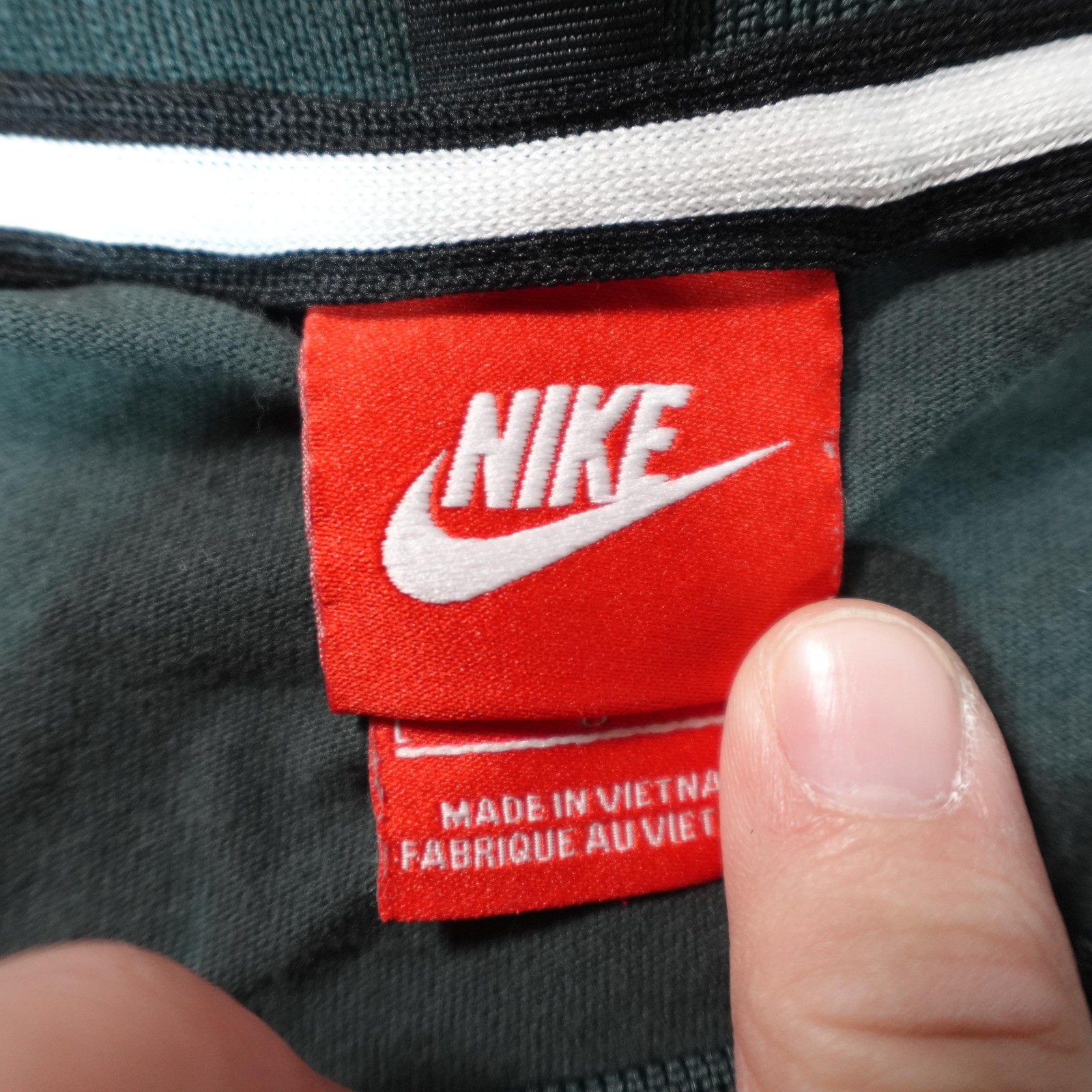 Nike Shirt Mens Large Green Crewneck Short Sleeve Casual Tee Workout Gym Run Jog gallery