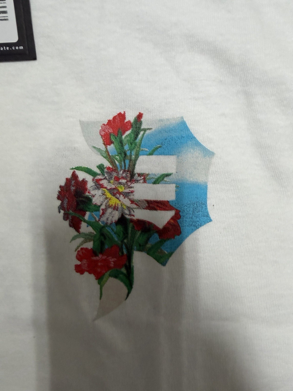 Primitive Skateboards White Tee With Floral Design Size M #skateboarding #floral gallery