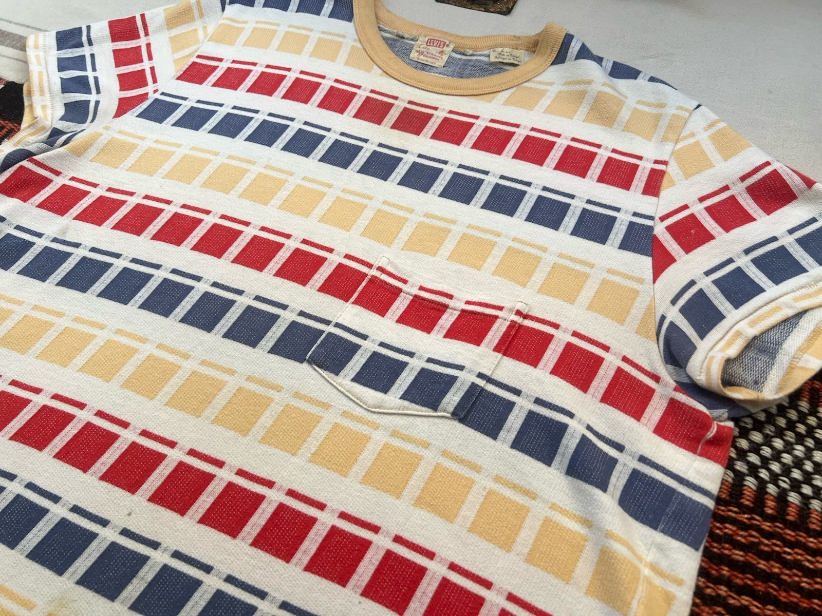 LVC T-Shirt L 60s Casuals Levi's Vintage Clothing 2018 Rare Design Single Stitch gallery