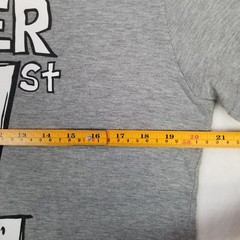 Men’s Gray Never 51 St Large Block Letter Graphic Tee Shirt Medium Casual