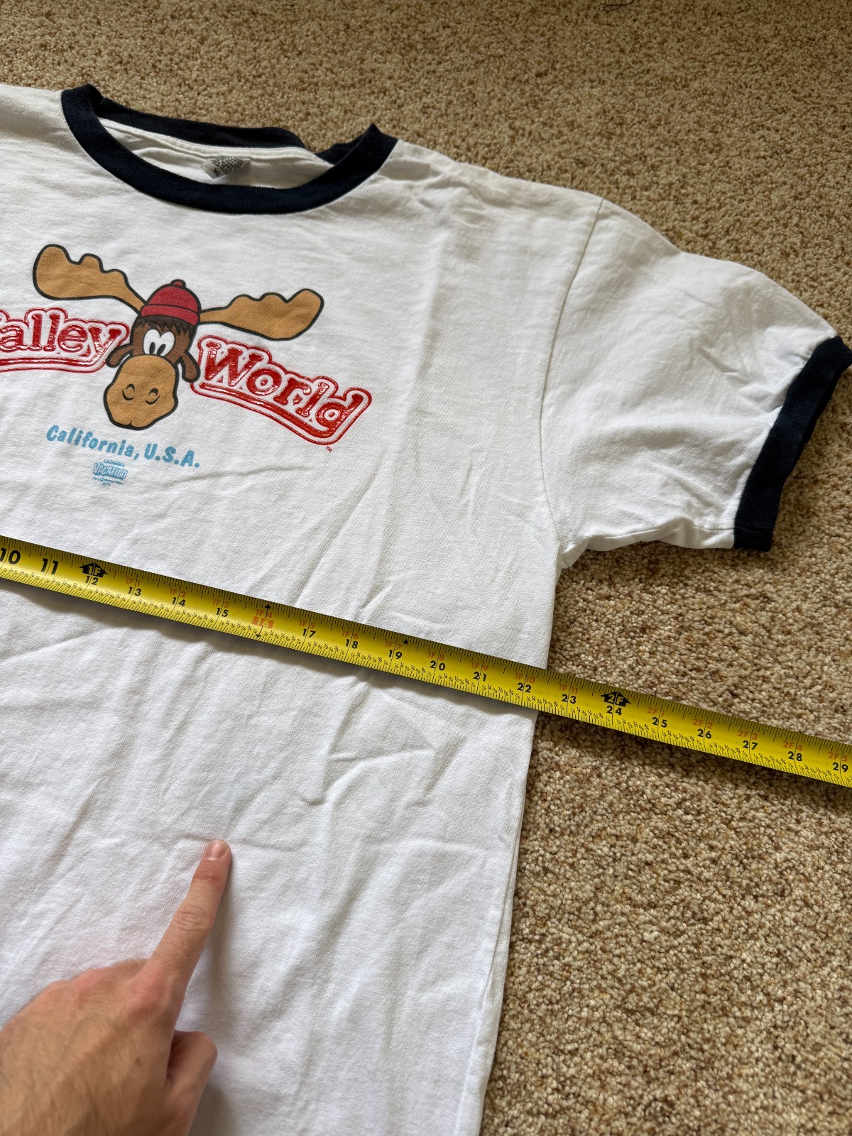 Vintage Walley World Marty Moose T-Shirt Mens XL y2k 2000s Movie Funny Tee gallery
