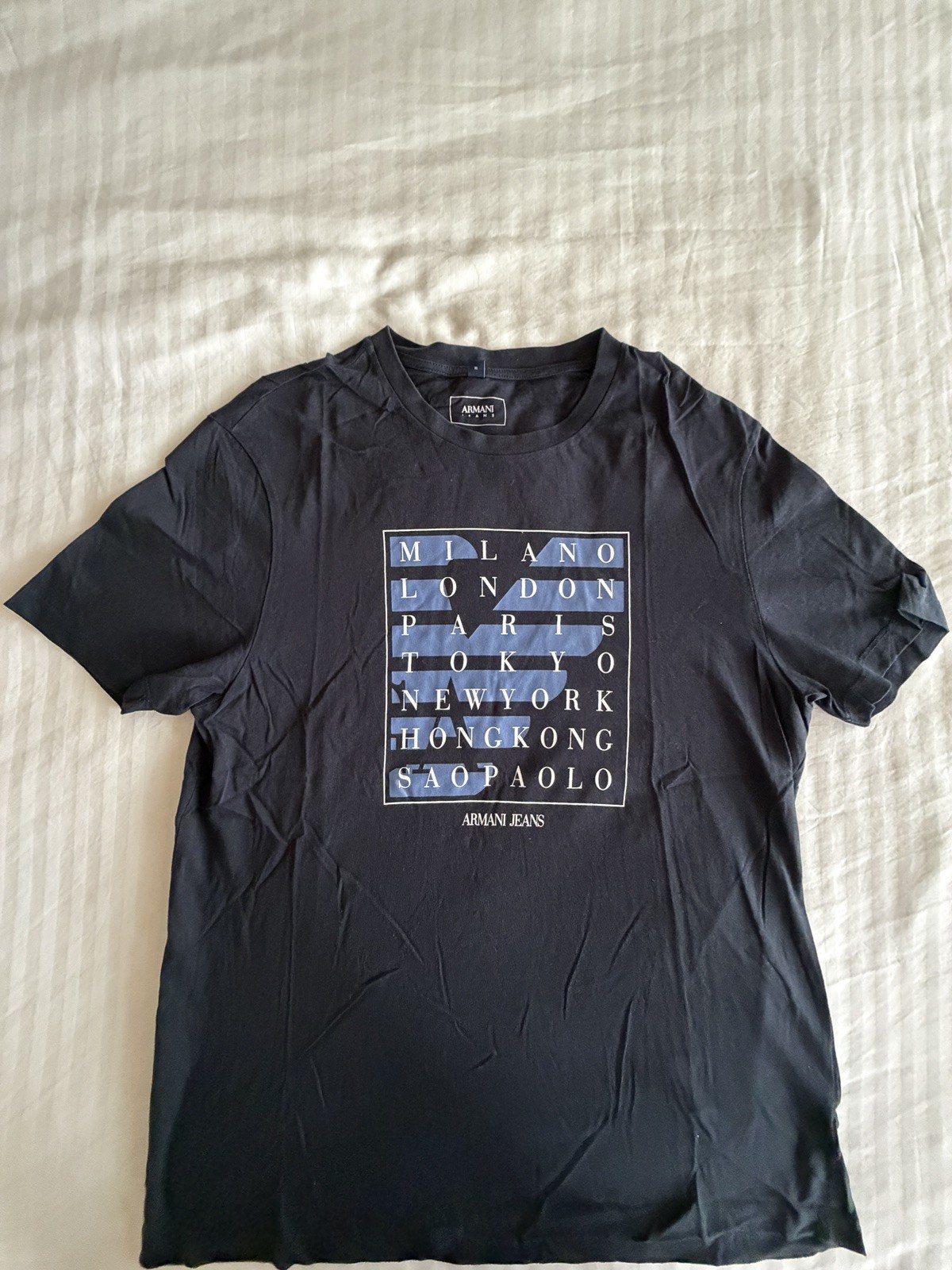 Armani Jeans Navy Blue Spellout Cities Graphic Tee – Men’s XL – 100% Cotton