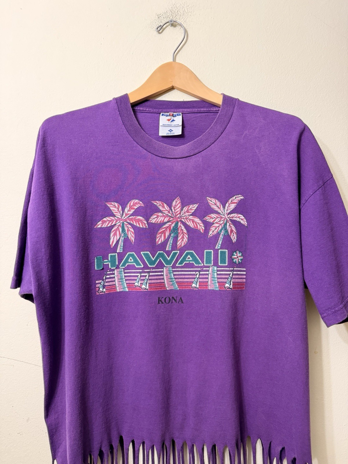 Vintage Kona Hawaii T Shirt Adult Size XL Custom Beaded Bottom 90s Souvenir Tee gallery
