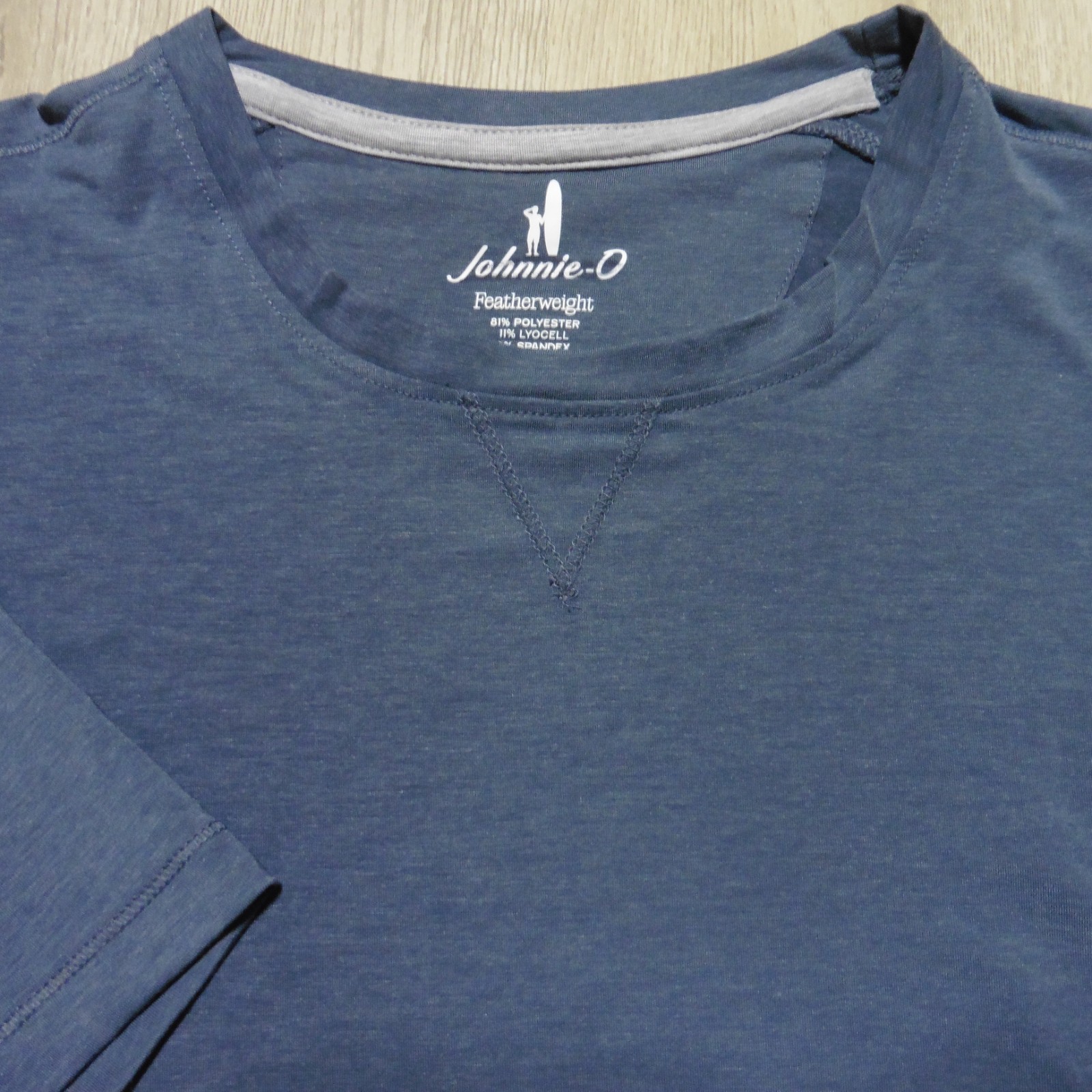 JOHNNIE O Mens XL COURSE T SHIRT FEATHERWEIGHT PERFORMANCE GOLF WAKE BLUE NAVY gallery