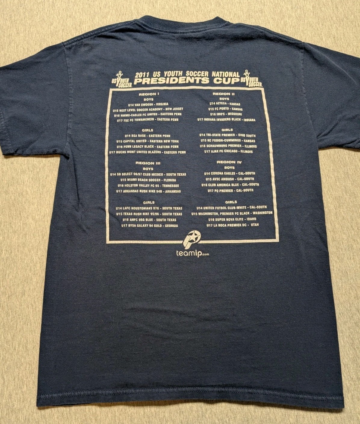 2011 Youth Soccer National Presidents Cup Des Moines Iowa Size Medium Blue gallery