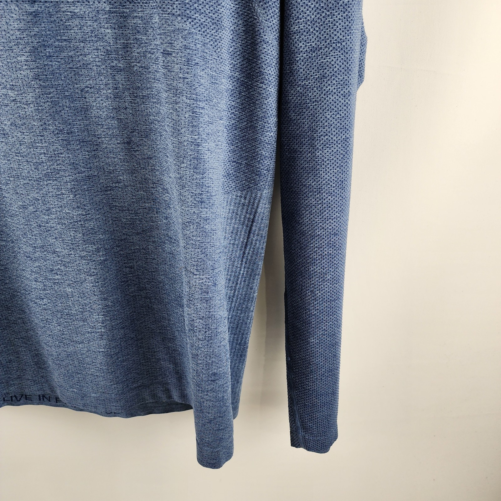 Lululemon Shirt Mens No Tag Blue Metal Tech L/S Pullover gallery