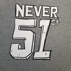 Men’s Gray Never 51 St Large Block Letter Graphic Tee Shirt Medium Casual