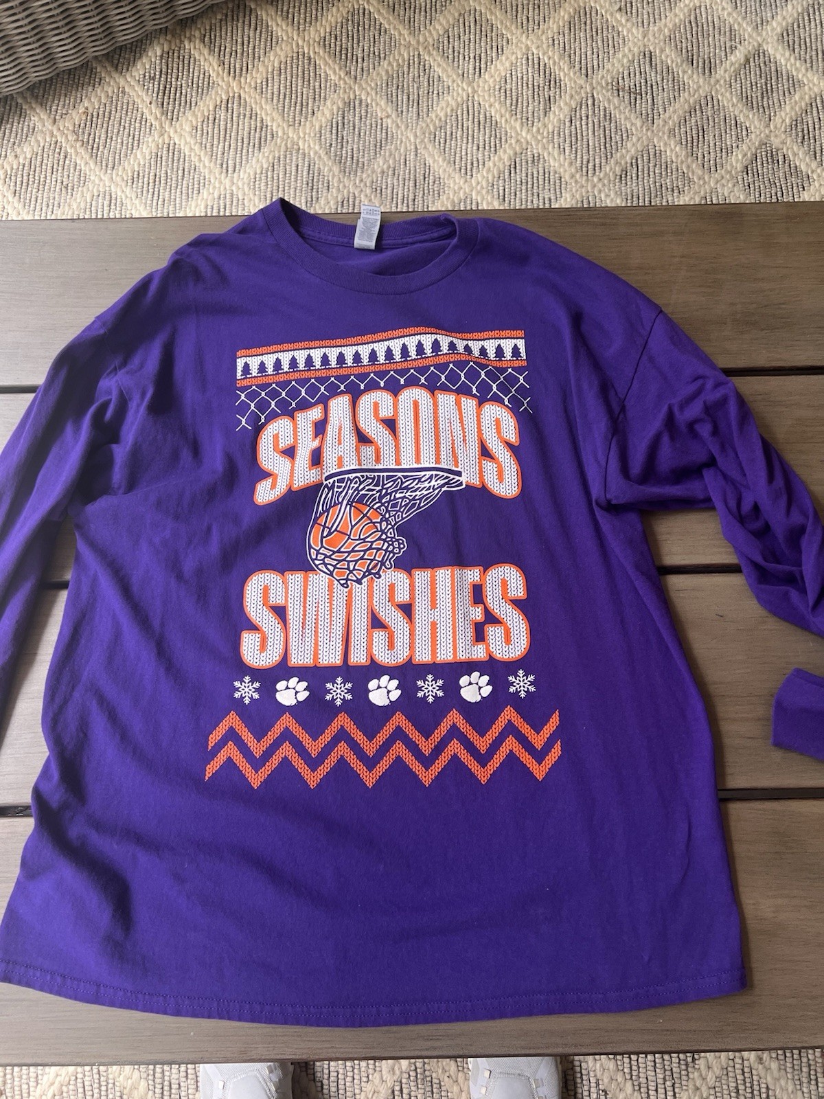 Gildan Heavy Cotton XL Purple Season's Swishes Basketball Graphic T-Shirt gallery