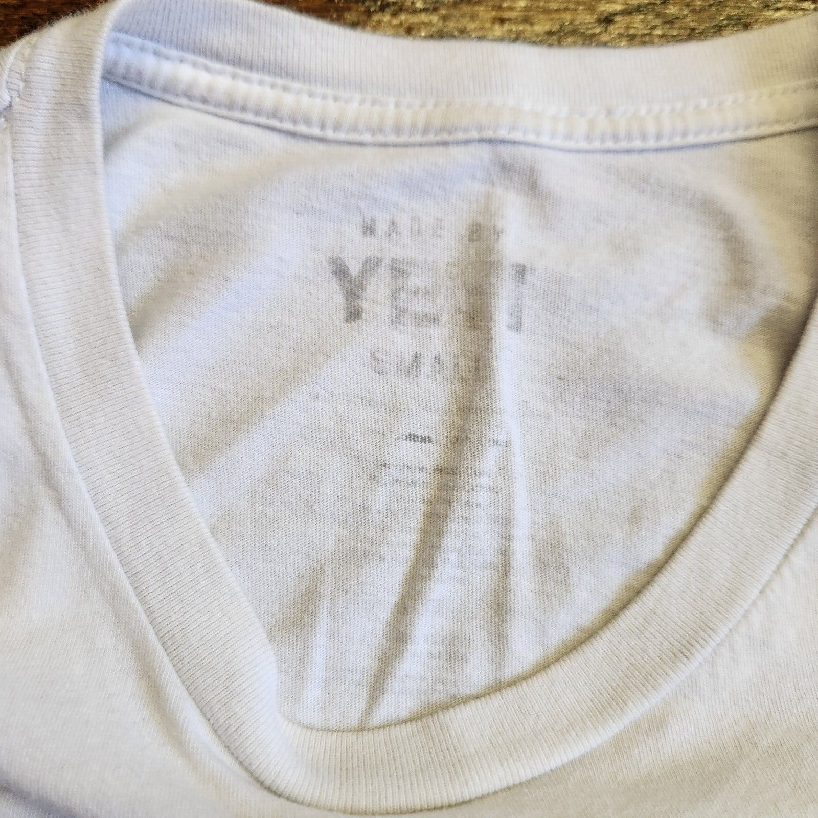 2 YETI Mens T Shirts Size Small Outdoor Lifestyle Logo American Workwear Outdoor gallery