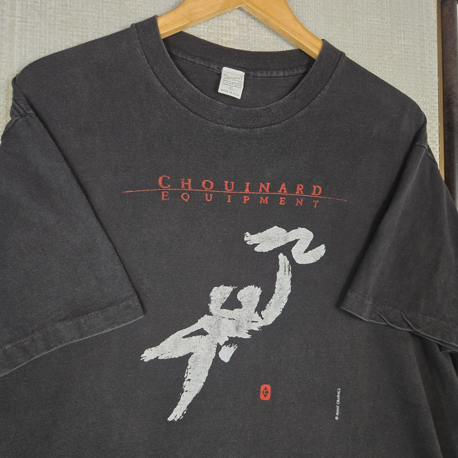 CHOUINARD x AVANT GRAPHICS VTG Mens Size XL T Shirt Made in USA Black PROMO gallery